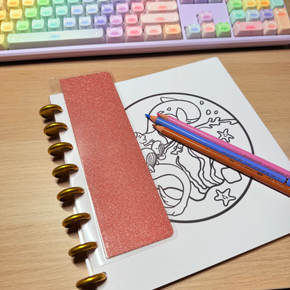 Réglette pailletée 2-en-1 (règle et marque-page)